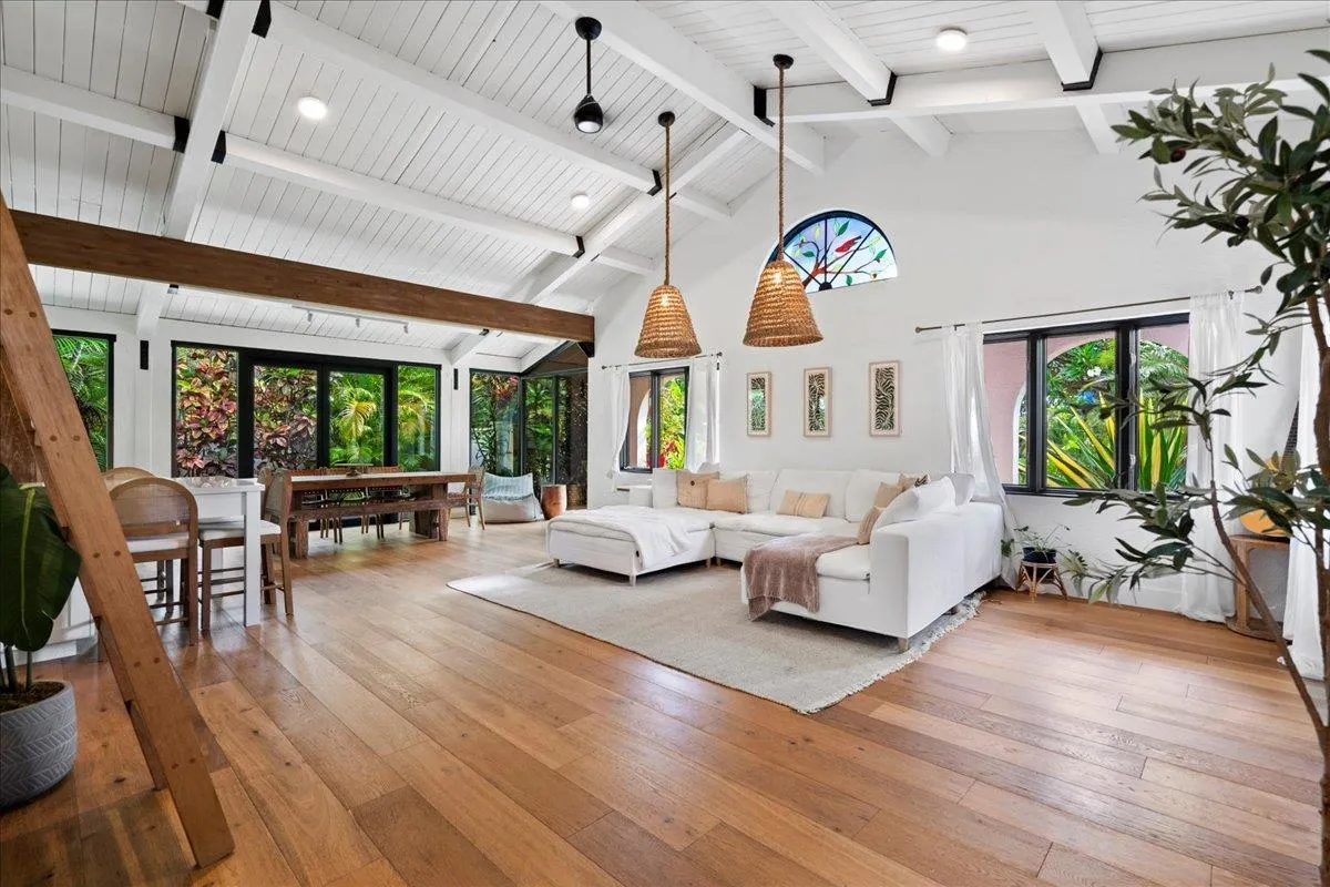 Kihei, Hawaii 96753, United States, 3 Bedrooms Bedrooms, ,3 BathroomsBathrooms,Residential,Active,219618