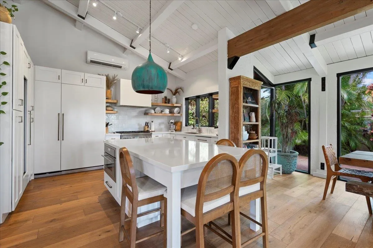 Kihei, Hawaii 96753, United States, 3 Bedrooms Bedrooms, ,3 BathroomsBathrooms,Residential,Active,219618