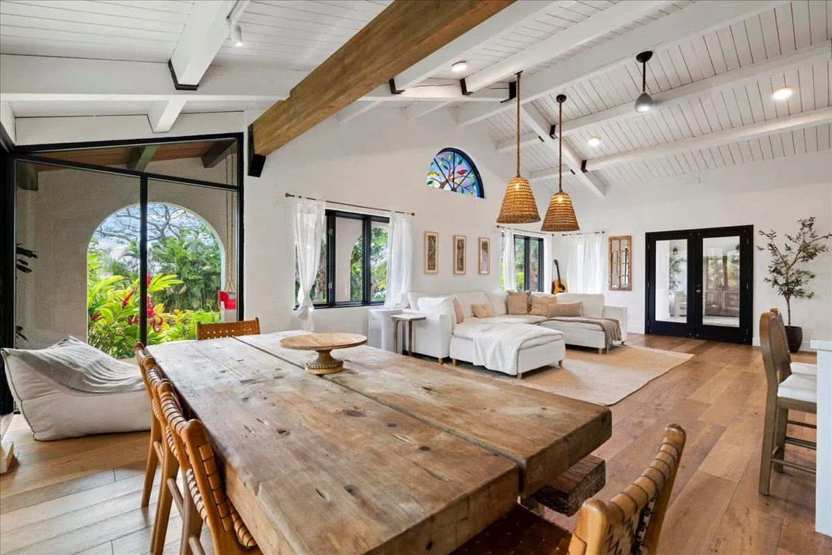 Kihei, Hawaii 96753, United States, 3 Bedrooms Bedrooms, ,3 BathroomsBathrooms,Residential,Active,219618