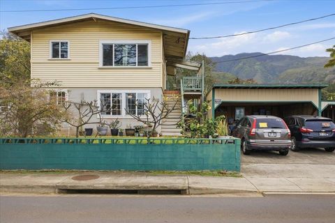 2035 Kahekili Hwy Wailuku HI 96793