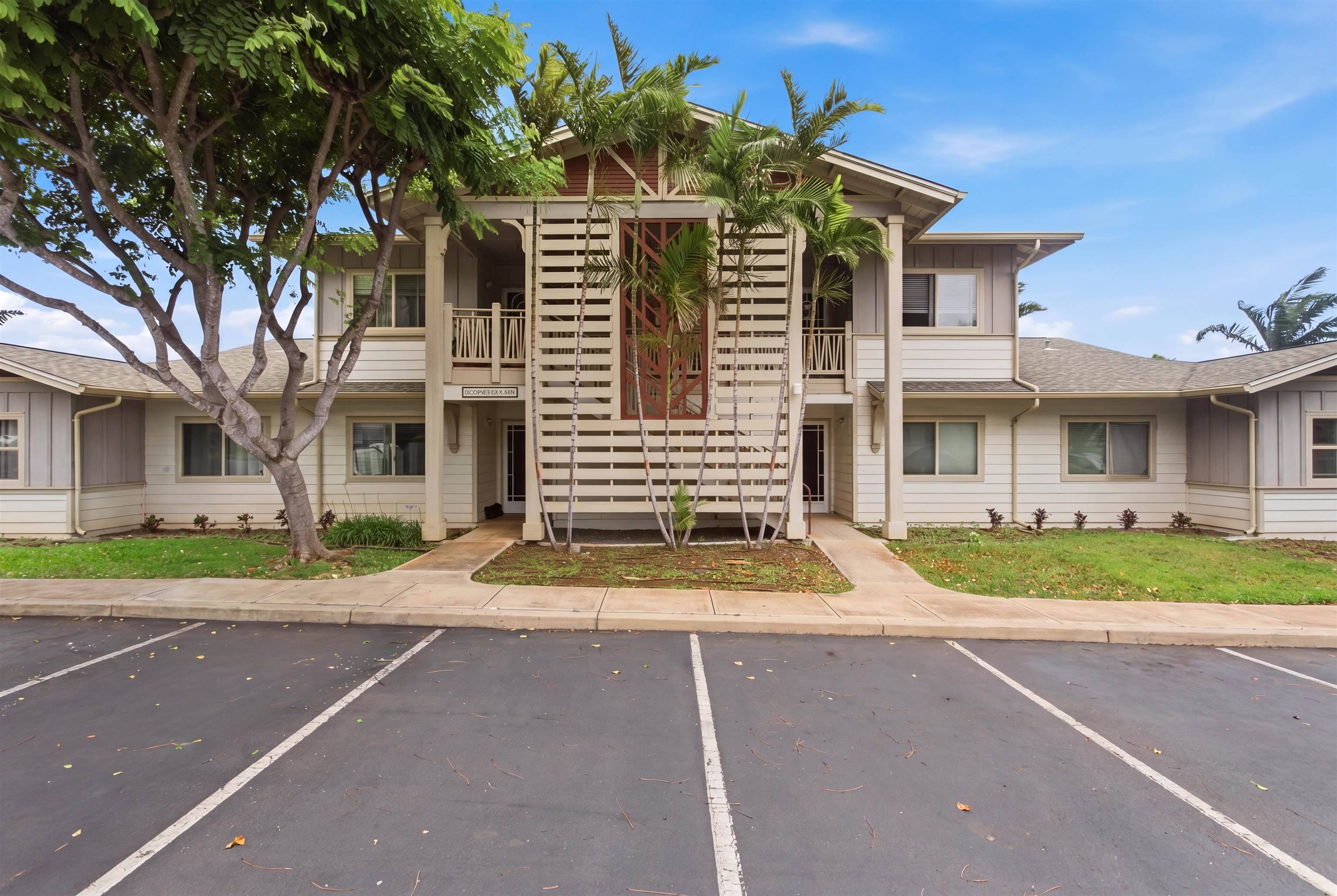 212 Hooulu Ln 406