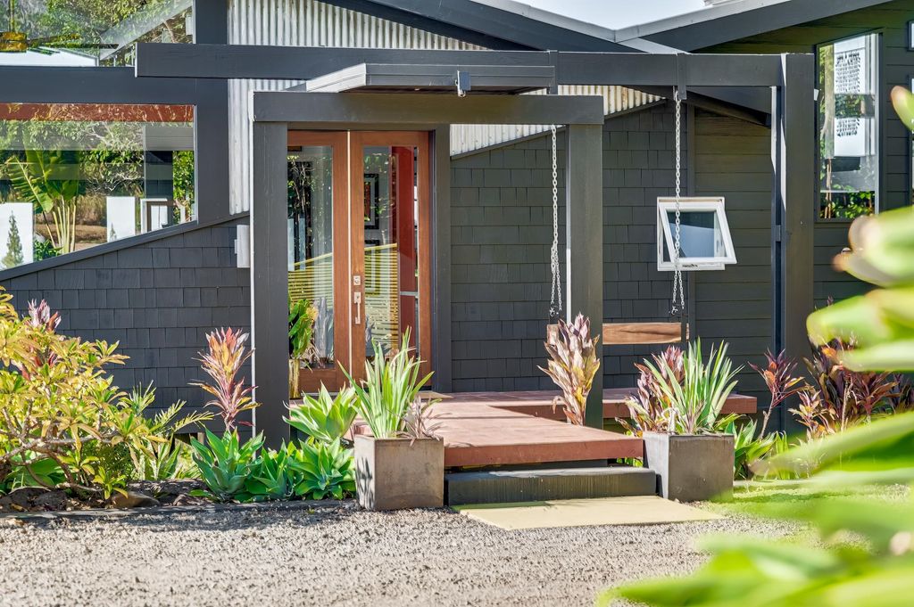 Photo of 796 Awalau Rd, Haiku, HI 96708 (MLS # 407076)