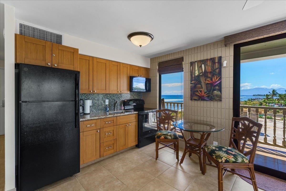 475 Front St 534