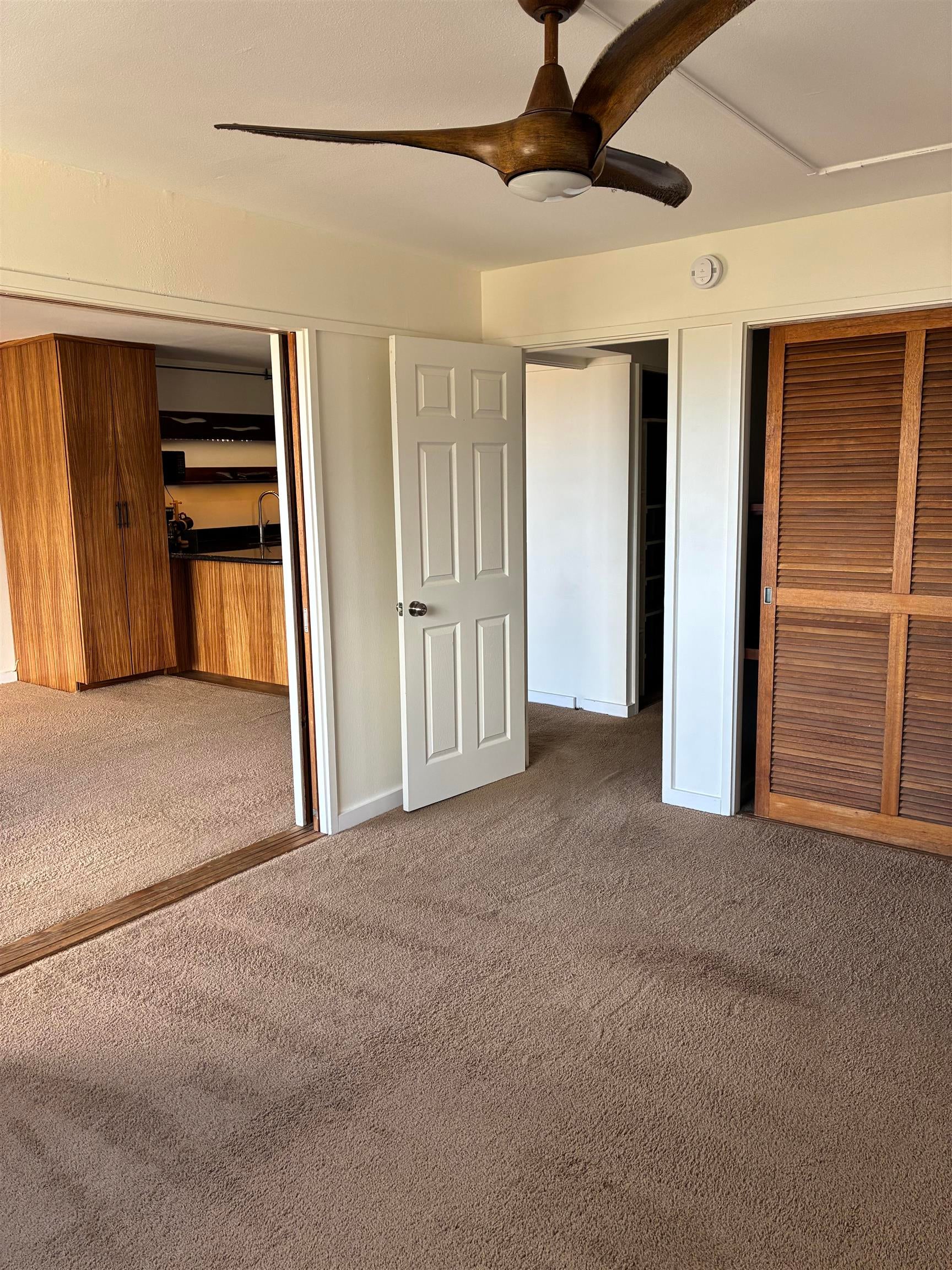2158 Main St 504