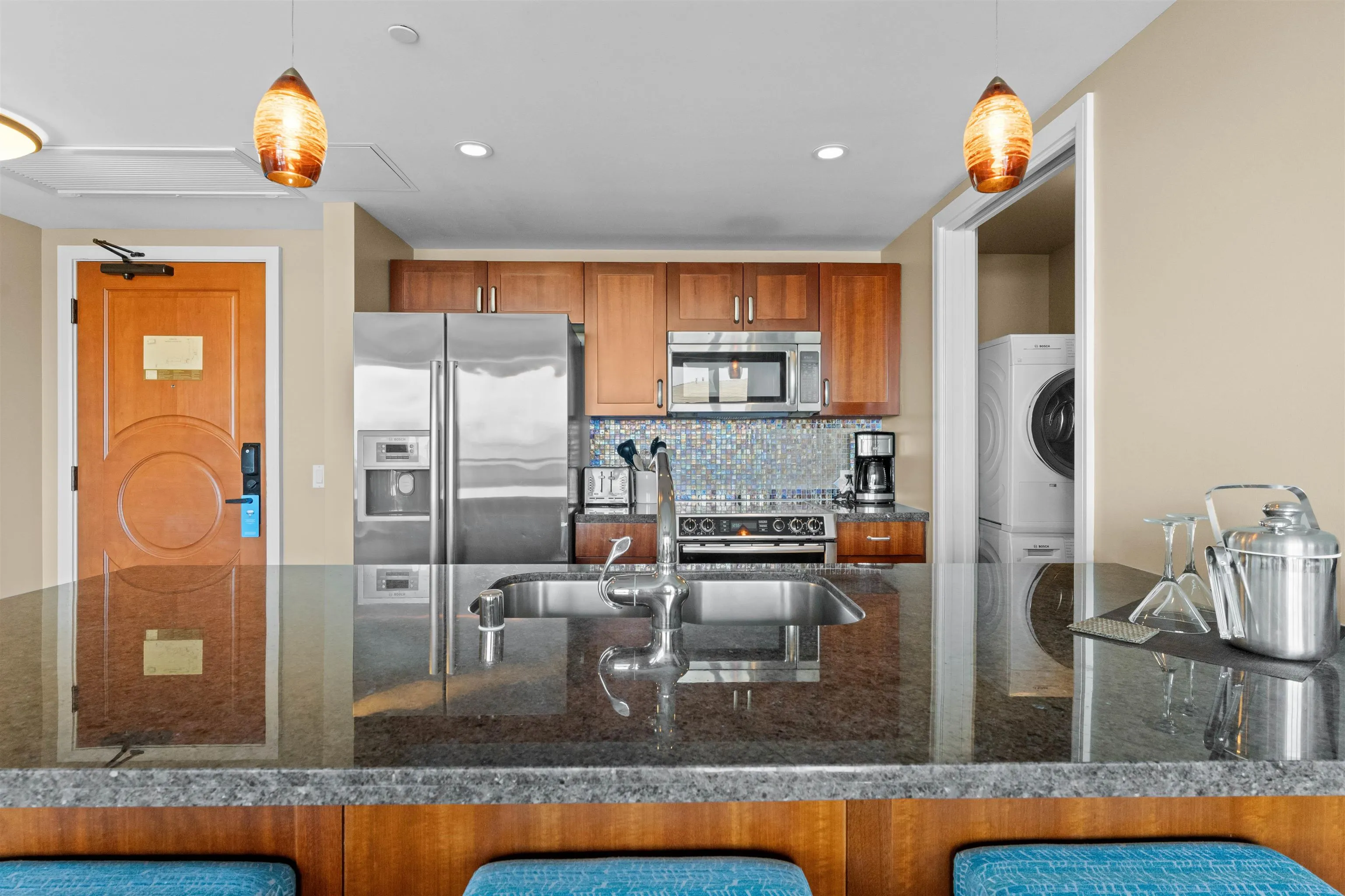 Lahaina, Hawaii 96761, United States, 1 Bedroom Bedrooms, ,1 BathroomBathrooms,Residential,Active,99313