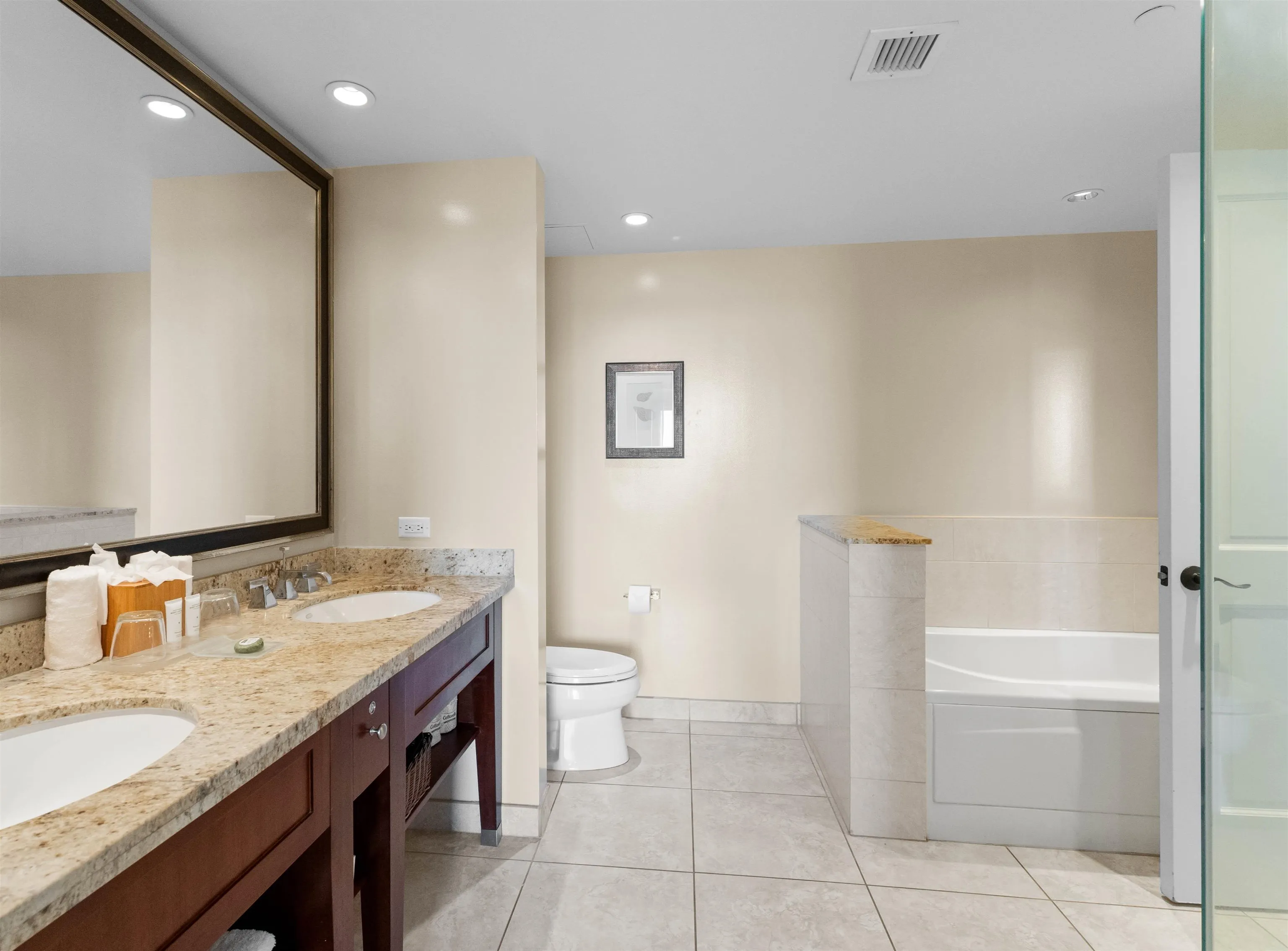 Lahaina, Hawaii 96761, United States, 1 Bedroom Bedrooms, ,1 BathroomBathrooms,Residential,Active,99313