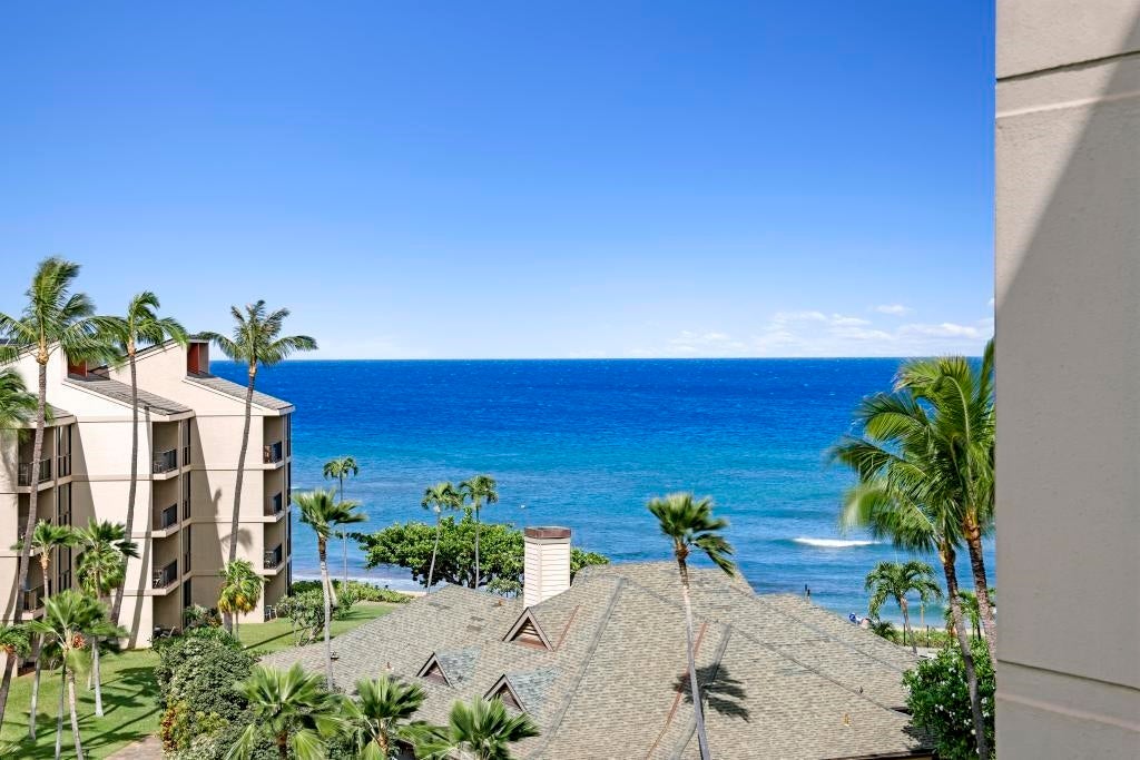 3445 Lower Honoapiilani Rd 615