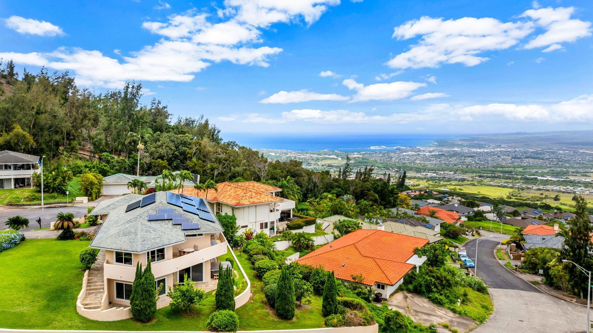 715 Uluhea Way