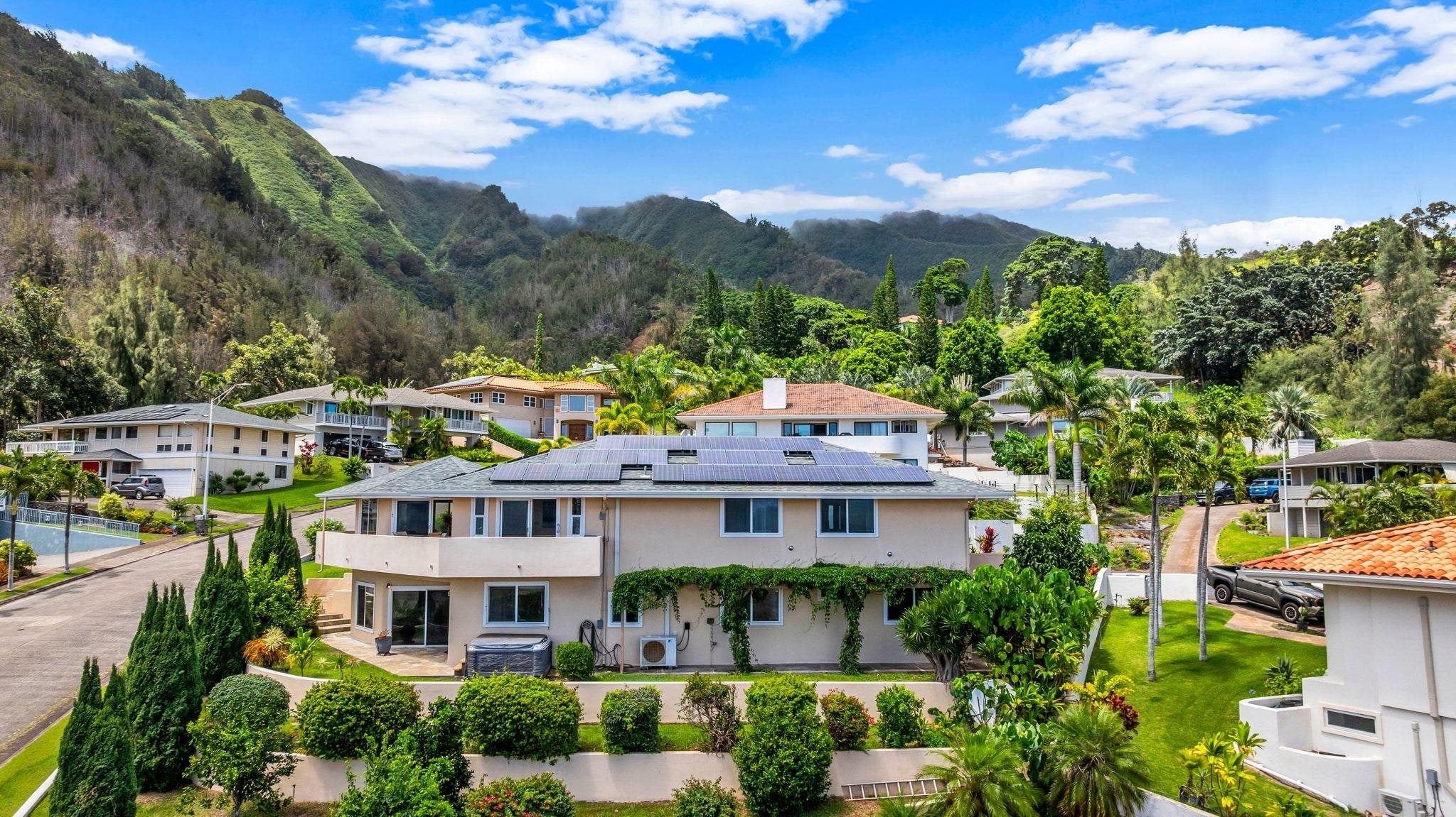 715 Uluhea Way