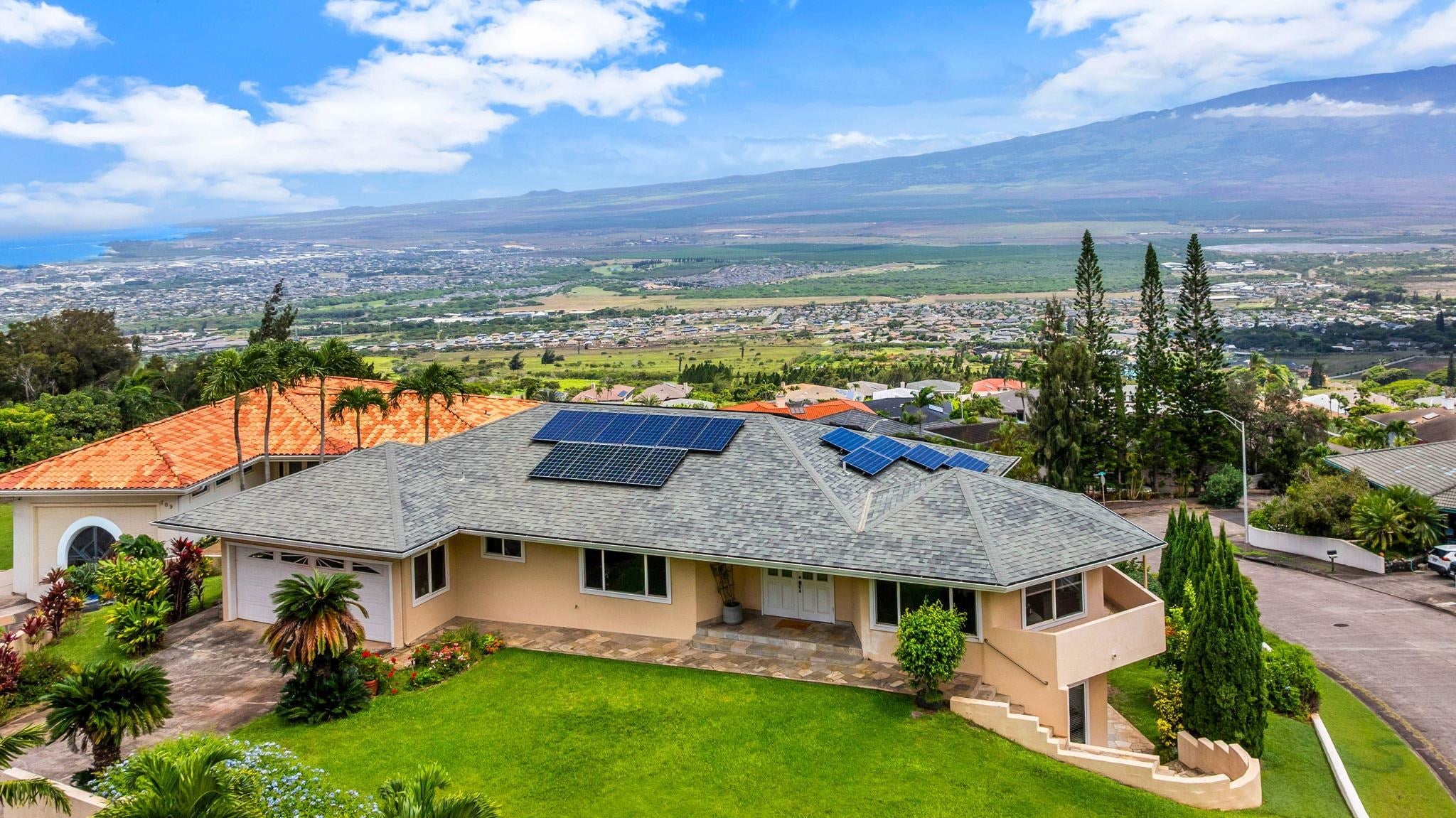 715 Uluhea Way