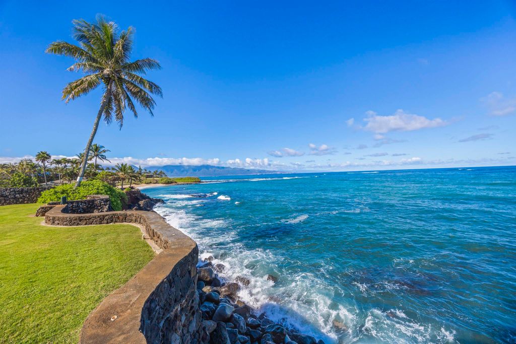 Photo of 519 Hana Hwy, Paia, HI 96779 (MLS # 403953)