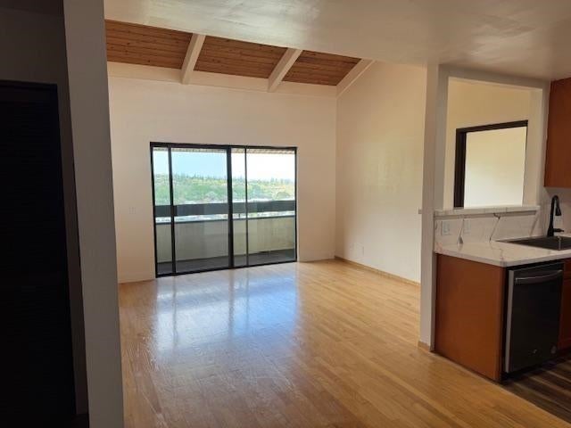 2180 Vineyard St 305