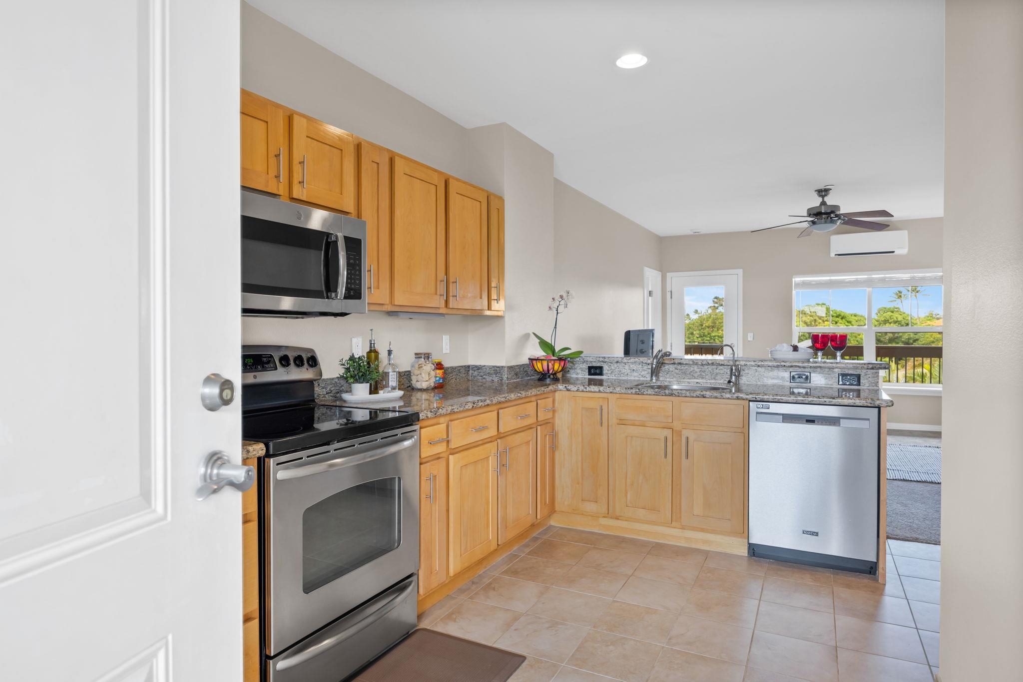 3706 Lower Honoapiilani Rd D-33