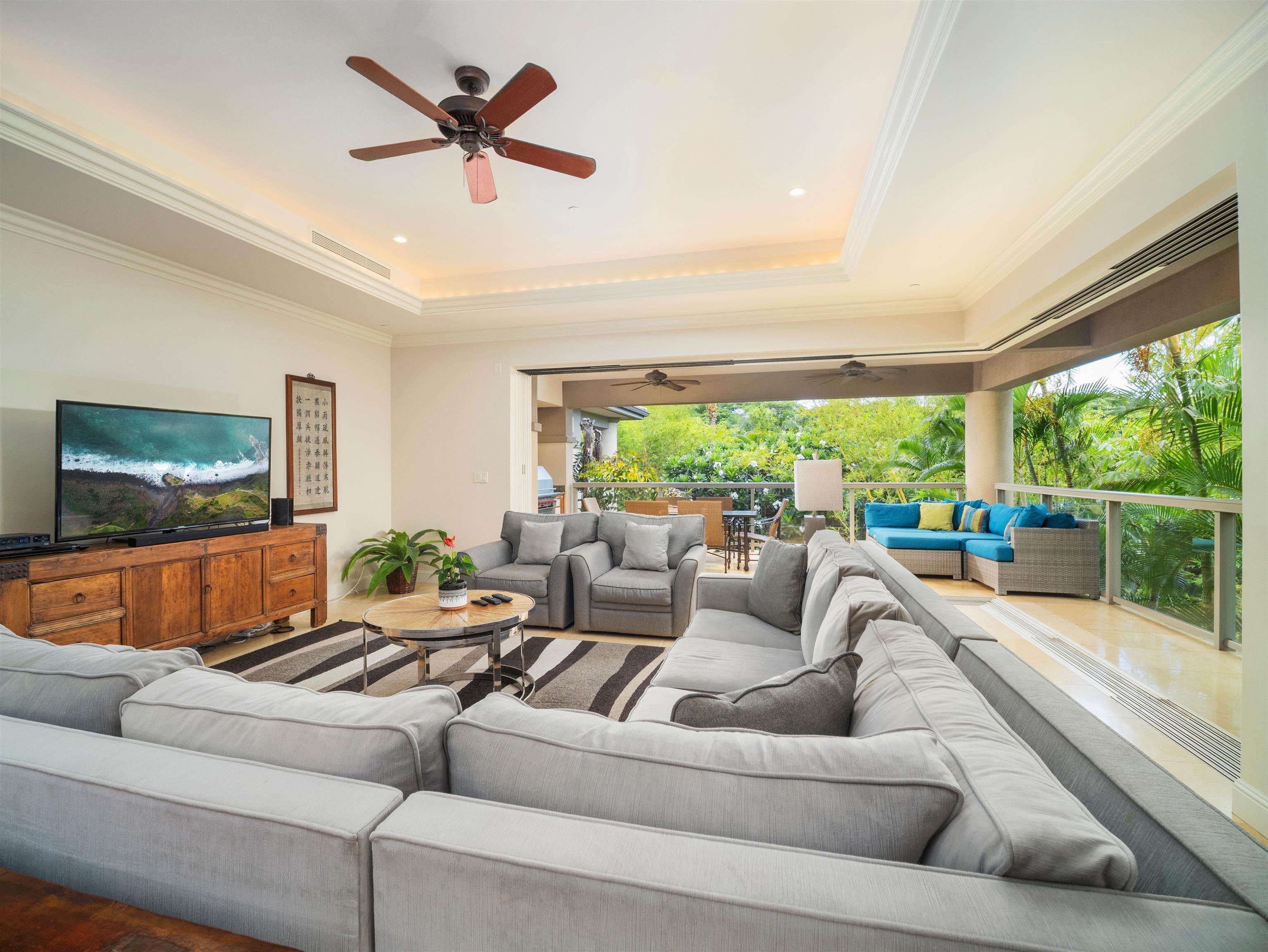 24 Hoolei Cir T-1