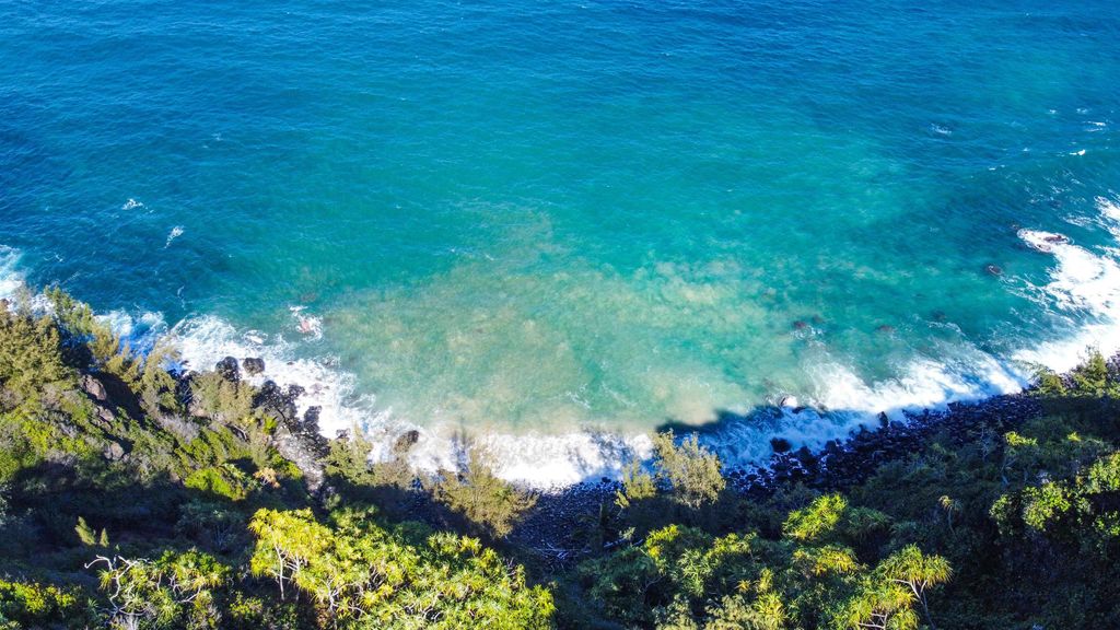 Photo of 402 Mehana Rd, Haiku, HI 96708 (MLS # 407816)