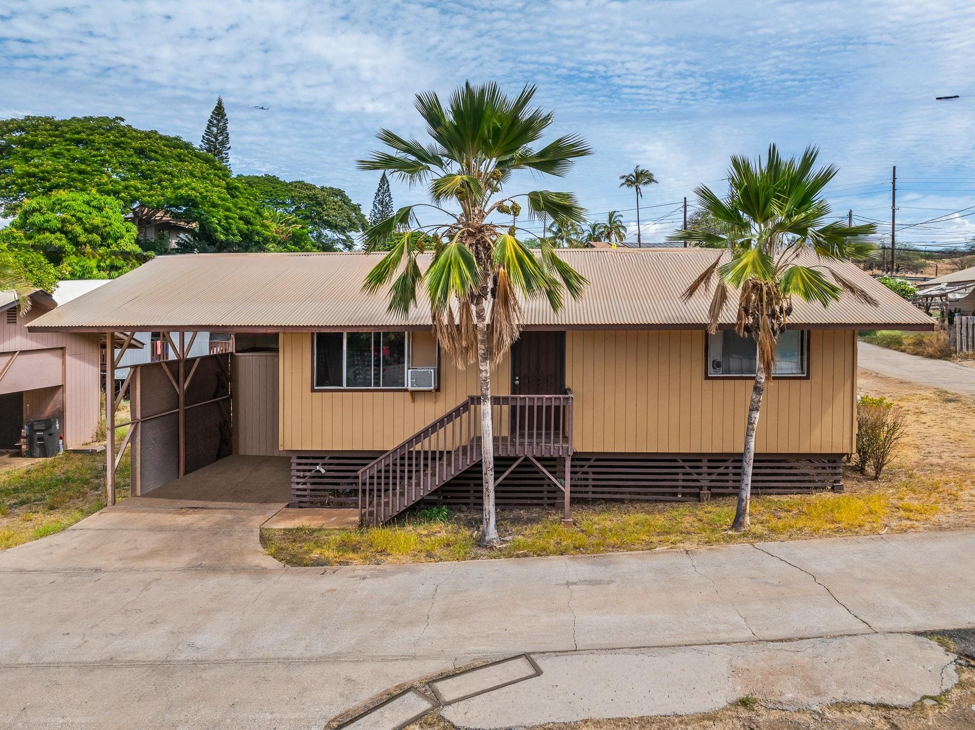 390 Auhana Rd A