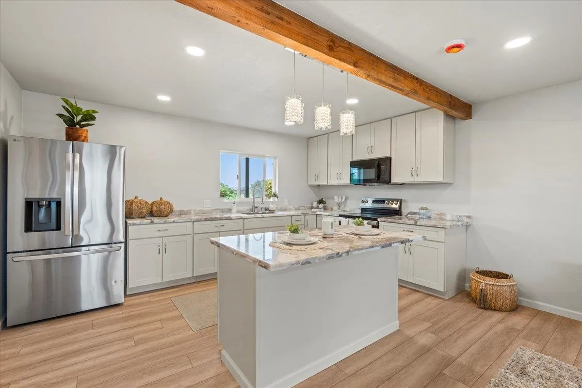 Kahului, Hawaii 96732, United States, 3 Bedrooms Bedrooms, ,2 BathroomsBathrooms,Residential,Active,251003