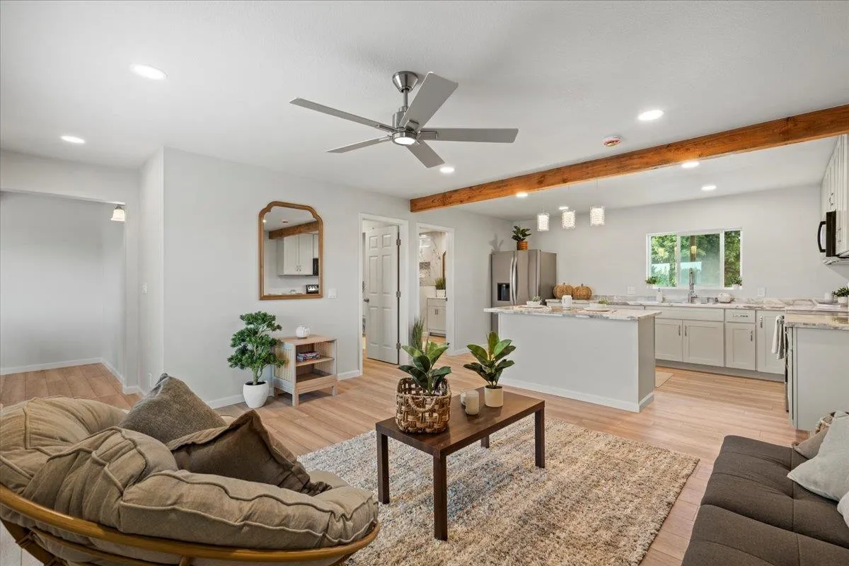 Kahului, Hawaii 96732, United States, 3 Bedrooms Bedrooms, ,2 BathroomsBathrooms,Residential,Active,251003