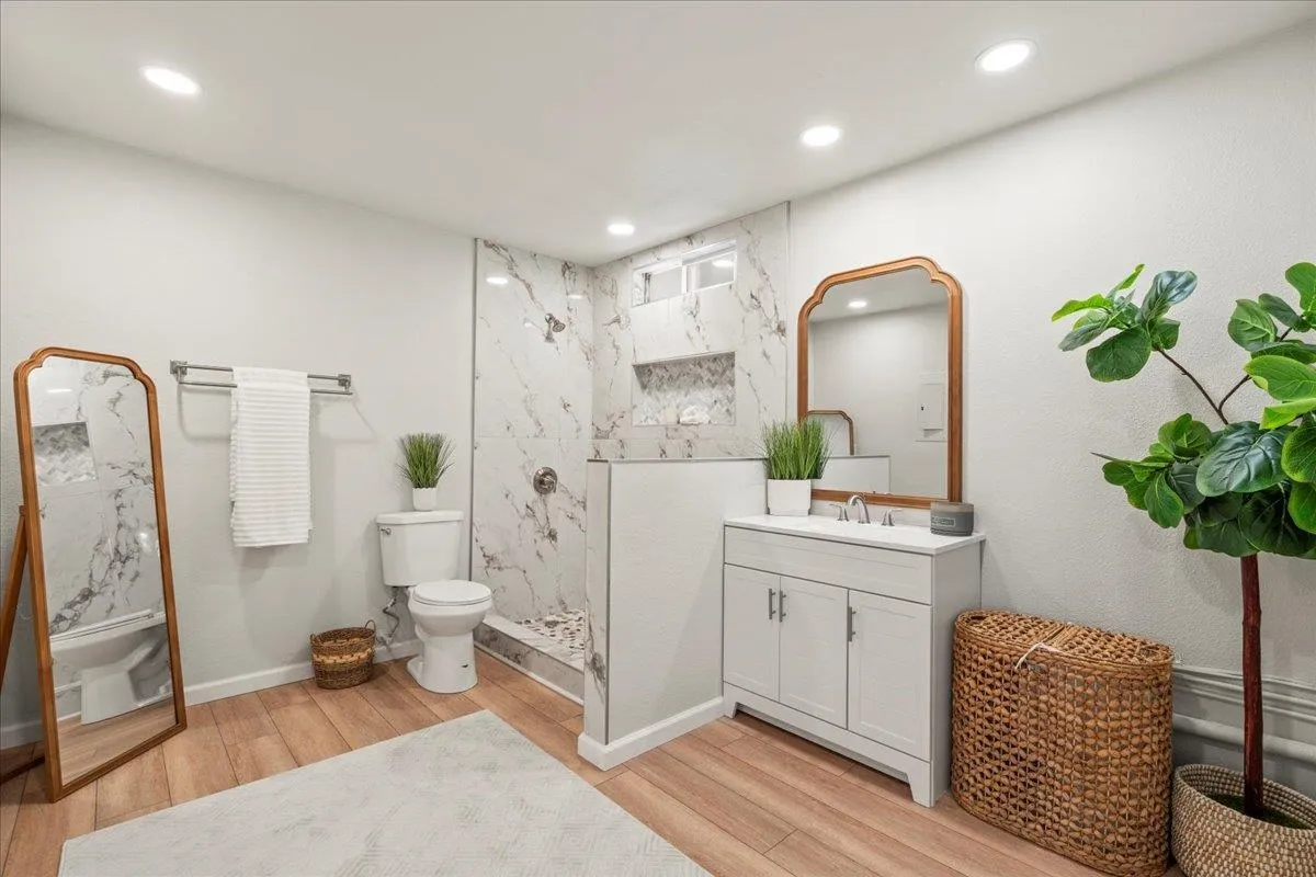 Kahului, Hawaii 96732, United States, 3 Bedrooms Bedrooms, ,2 BathroomsBathrooms,Residential,Active,251003