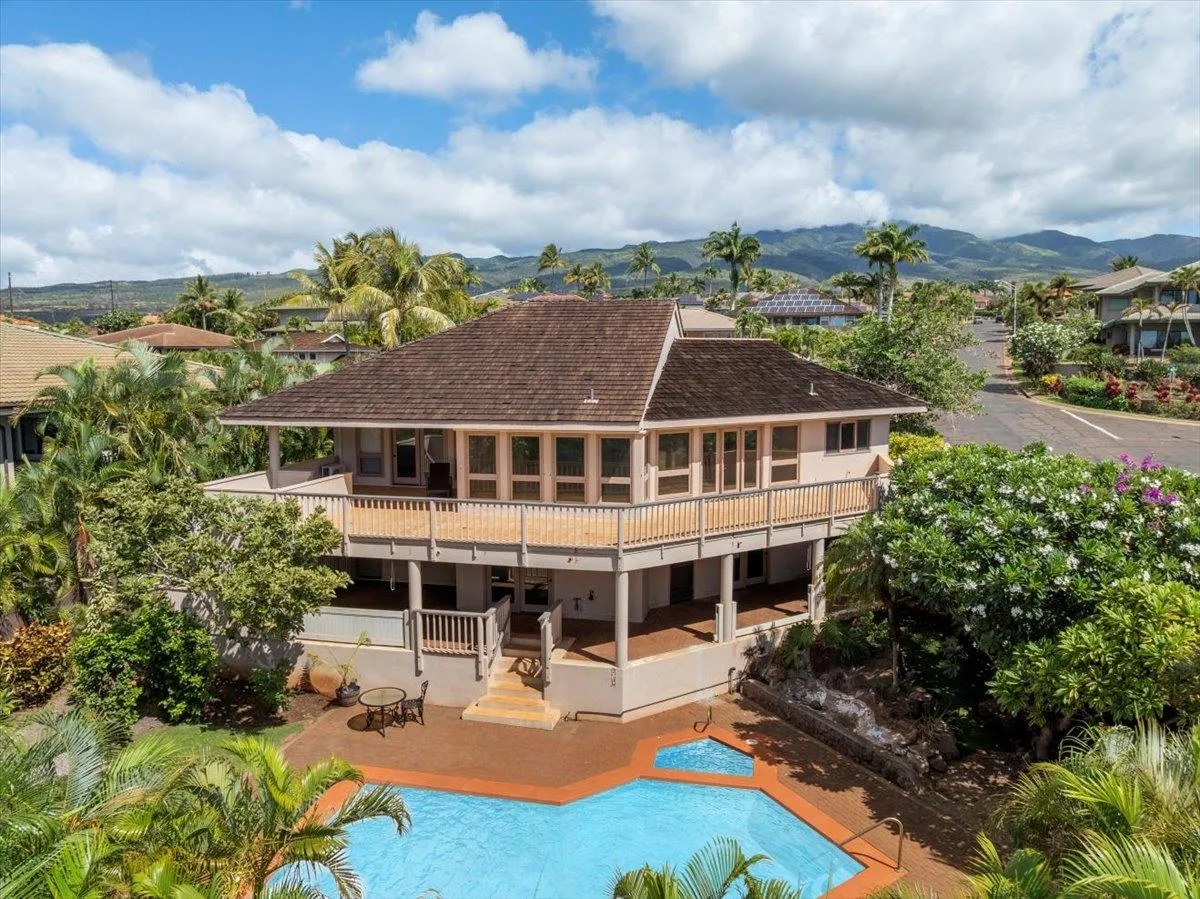 Lahaina, Hawaii 96761, United States, 3 Bedrooms Bedrooms, ,4 BathroomsBathrooms,Residential,Active,222721