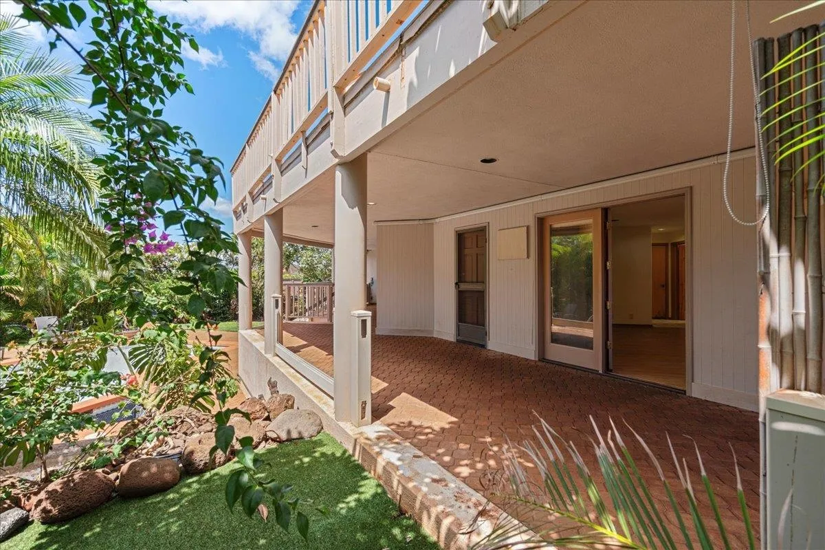 Lahaina, Hawaii 96761, United States, 3 Bedrooms Bedrooms, ,4 BathroomsBathrooms,Residential,Active,222721