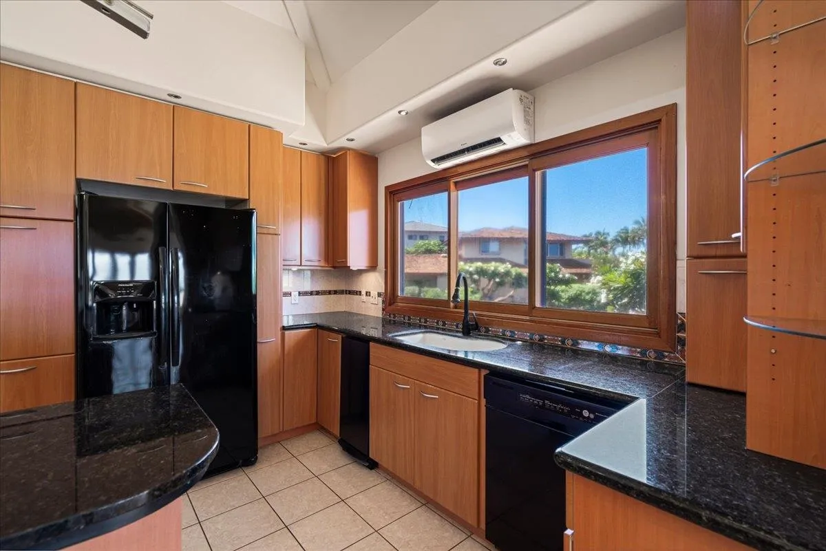 Lahaina, Hawaii 96761, United States, 3 Bedrooms Bedrooms, ,4 BathroomsBathrooms,Residential,Active,222721