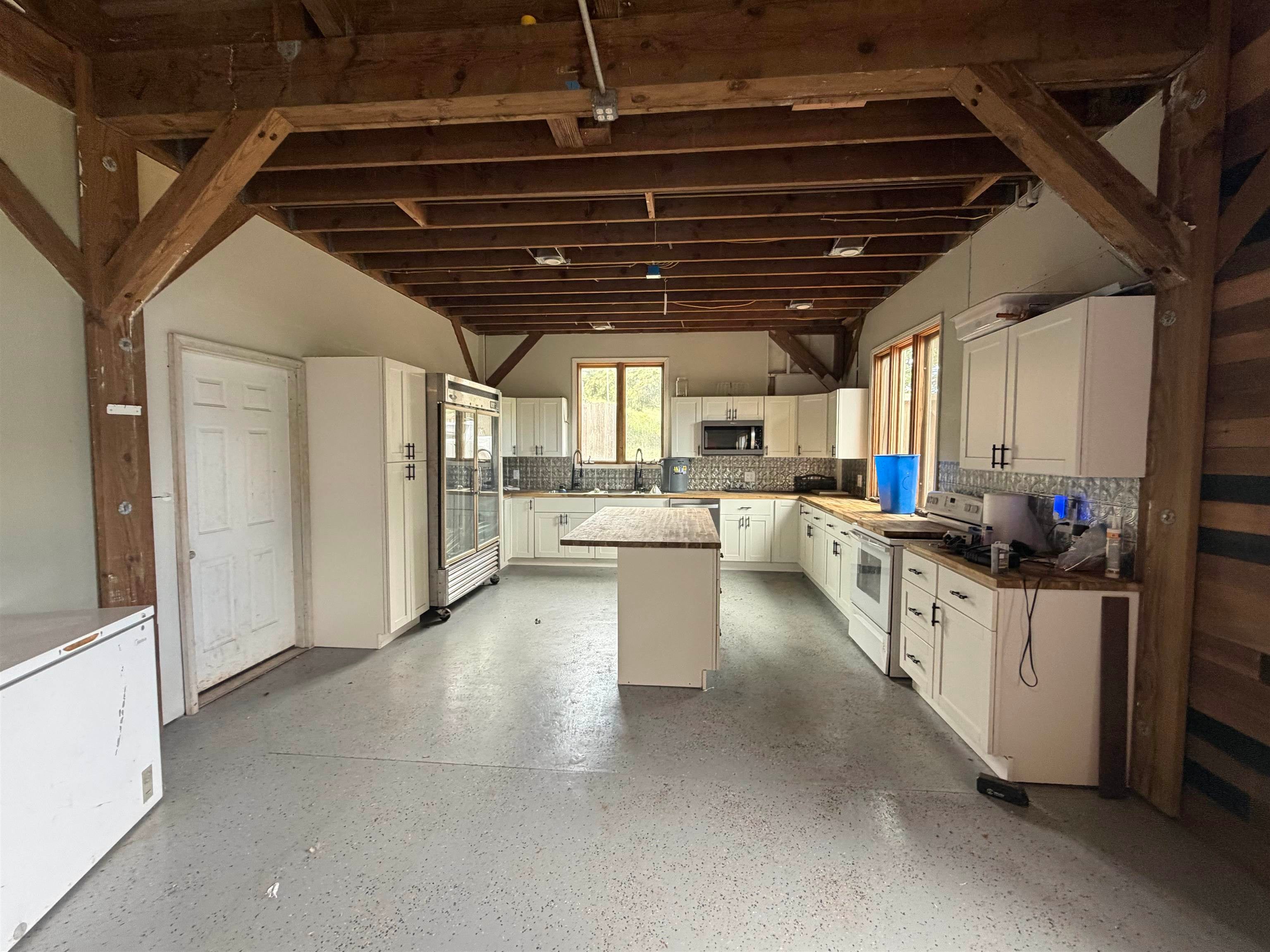 140 Kahala Pl