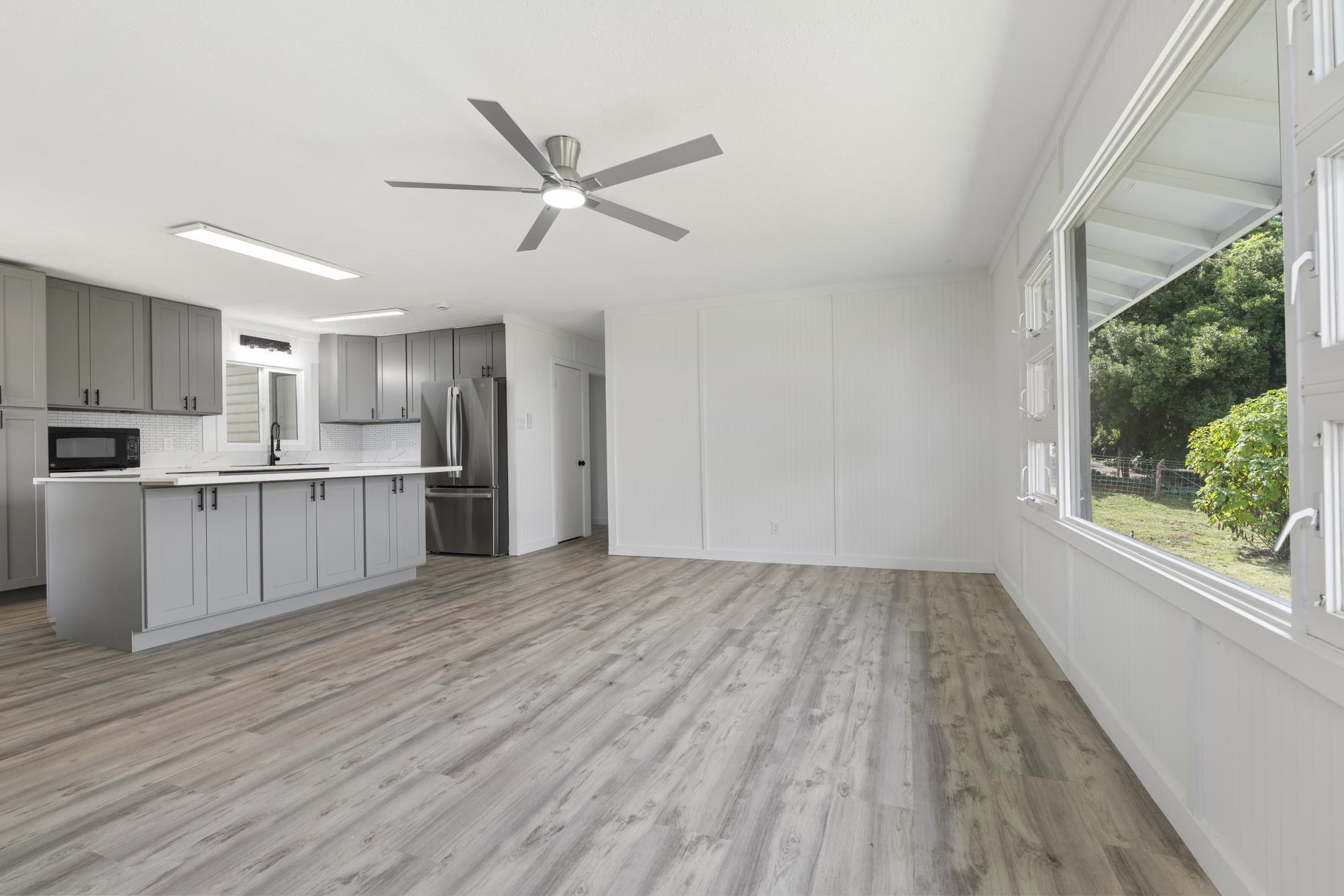230 Pulehuiki Rd Unit B