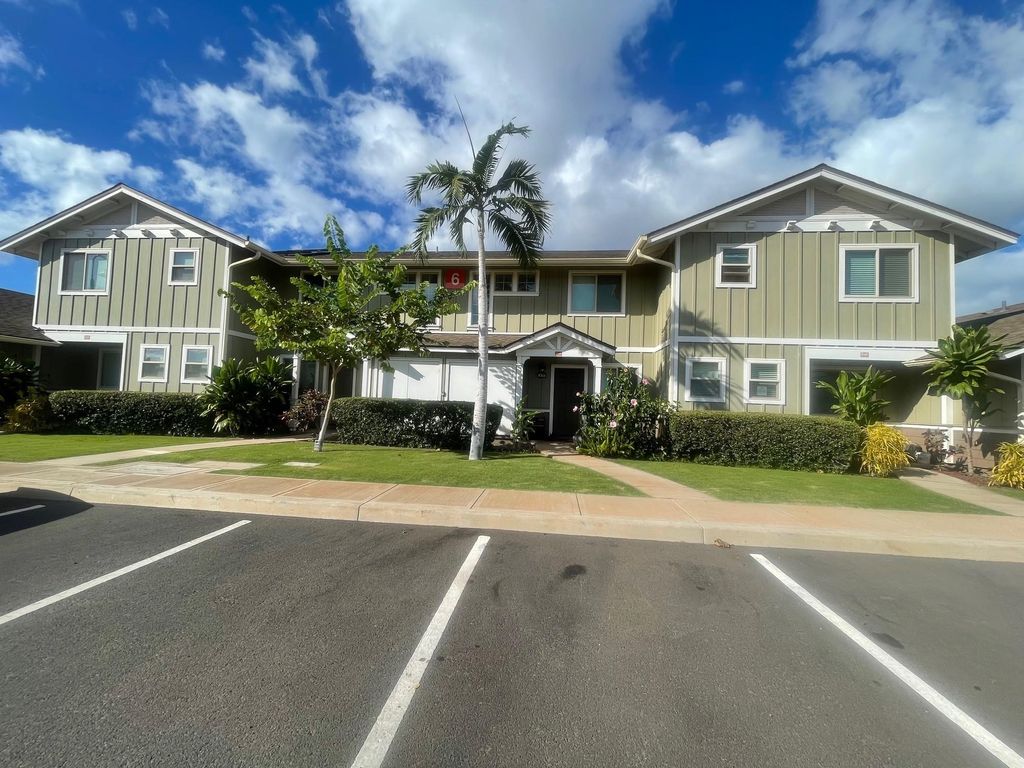 Photo of 280 Kahoma Village Loop #6-103, Lahaina, HI 96761 (MLS # 407491)