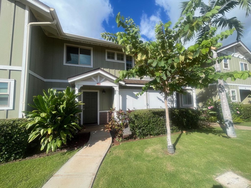 Photo of 280 Kahoma Village Loop #6-103, Lahaina, HI 96761 (MLS # 407491)