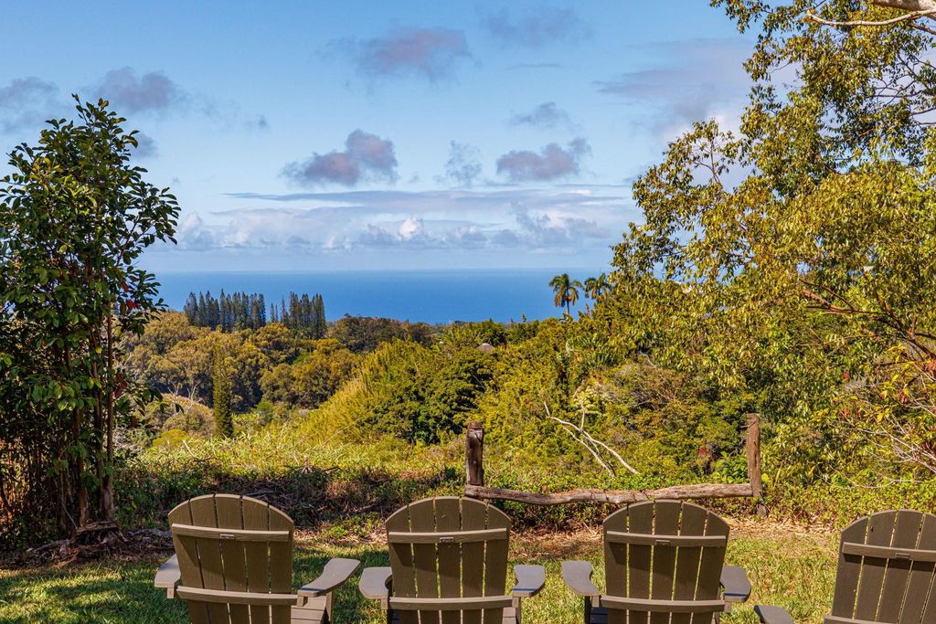 Photo of 620 Awalau Rd, Haiku, HI 96708 (MLS # 407690)