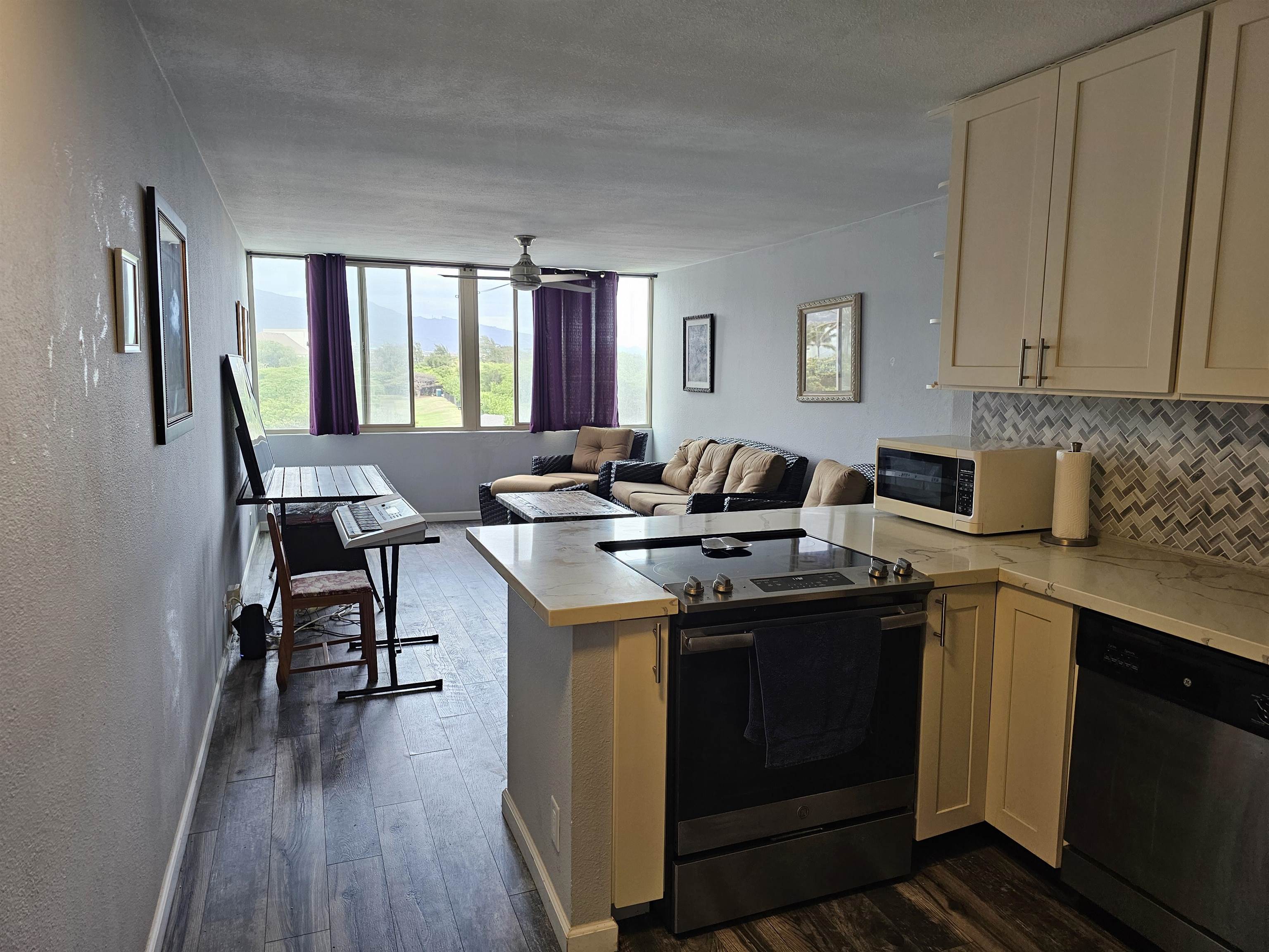 111 Kahului Beach Rd D 412