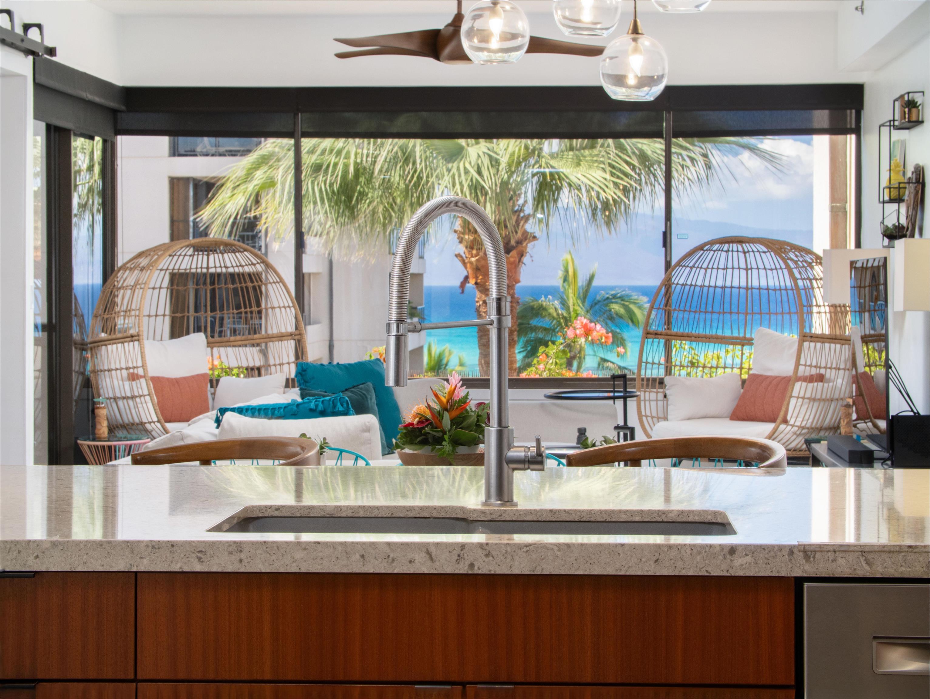 4299 Lower Honoapiilani Rd 456