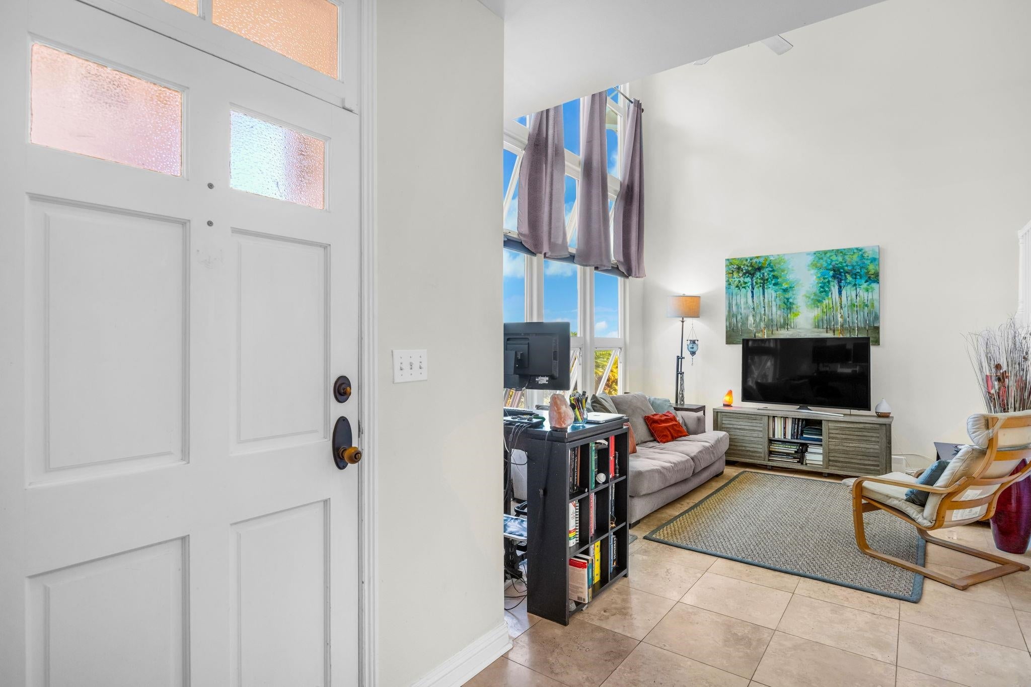 71 Makawao Ave 3