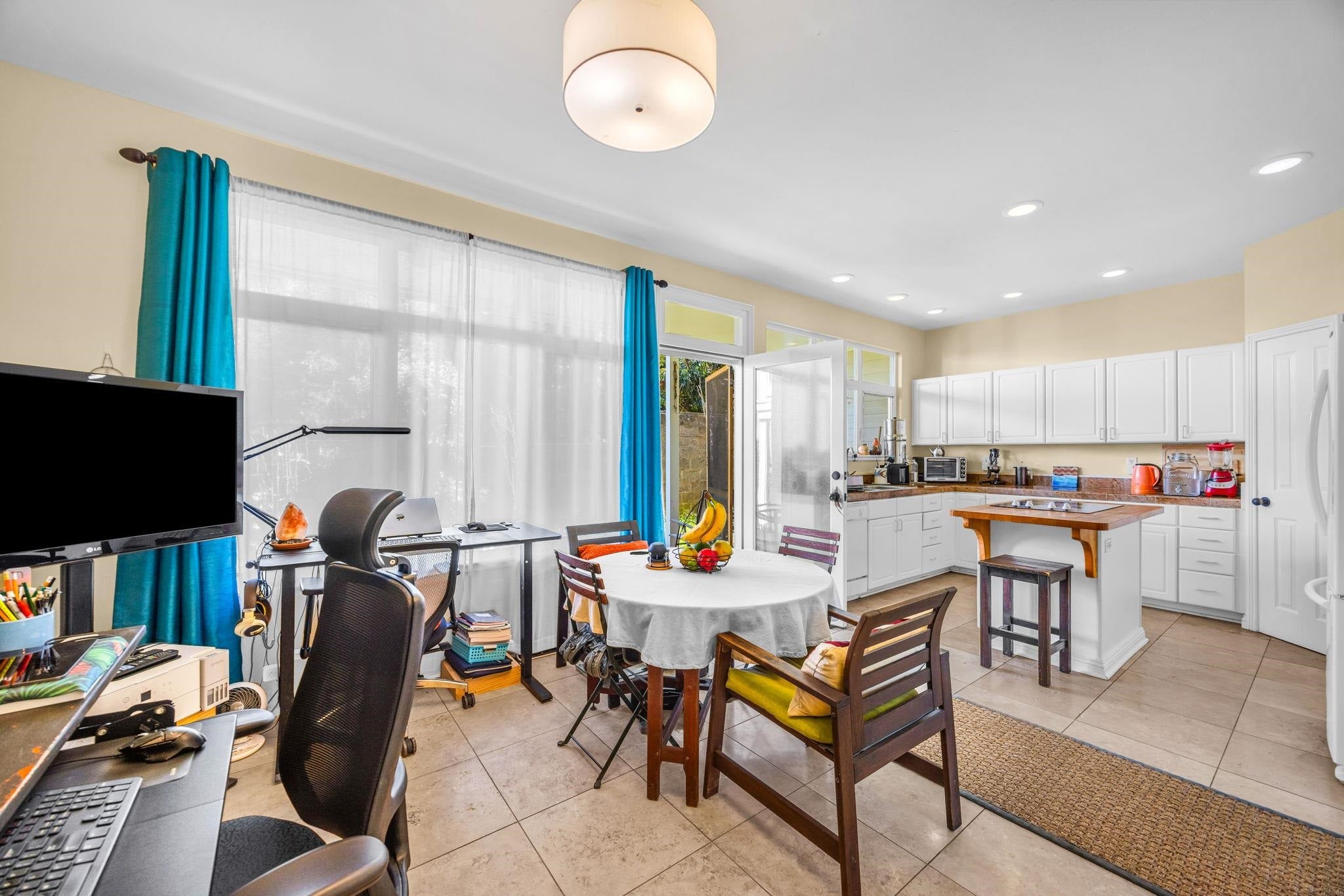 71 Makawao Ave 3