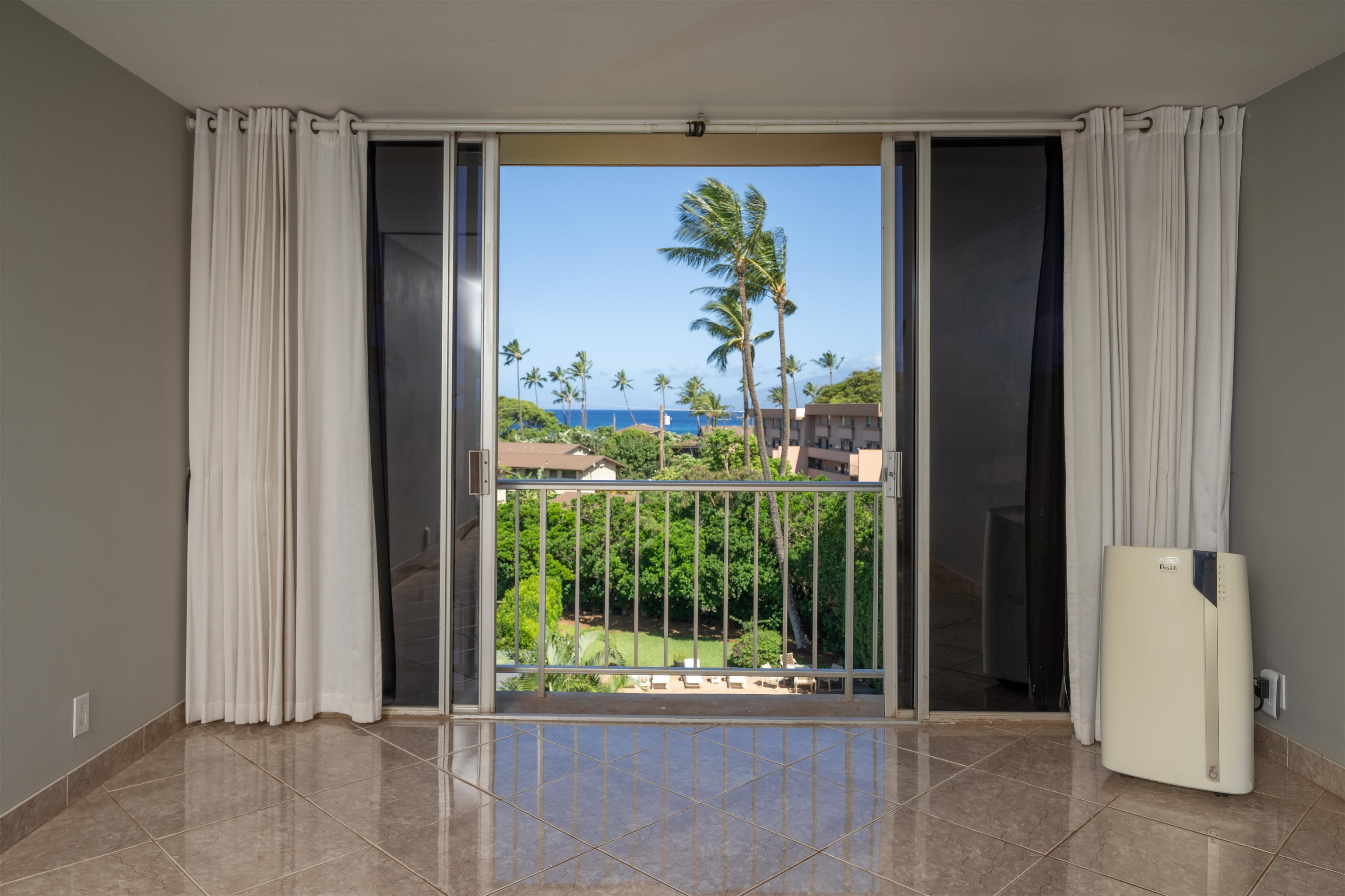 3660 Lower Honoapiilani Rd 411