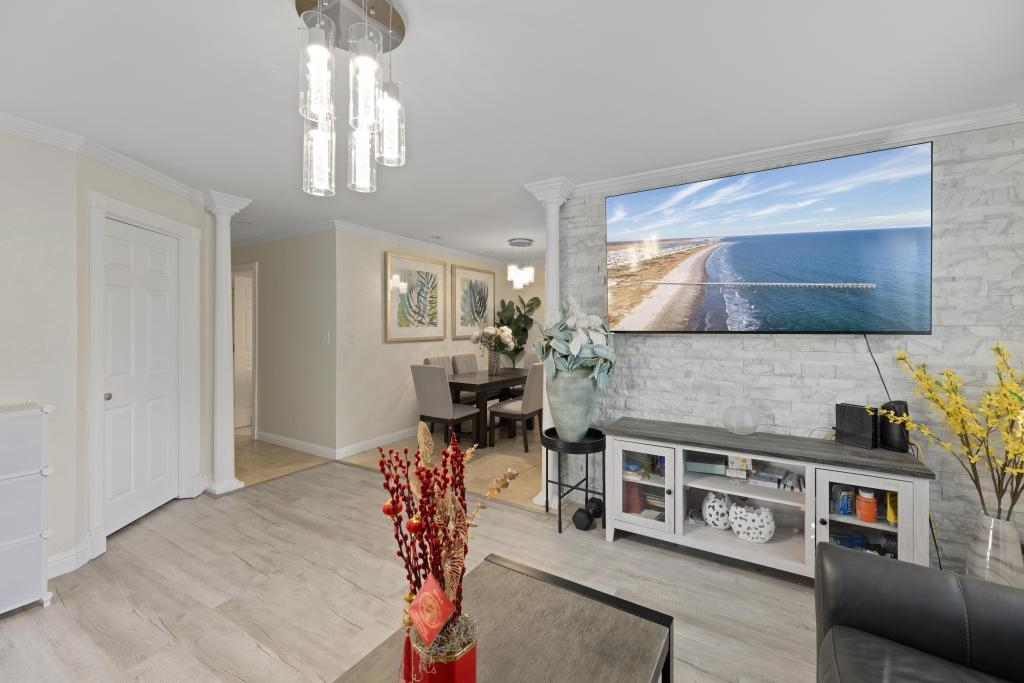 15 Kulanihakoi St 6D