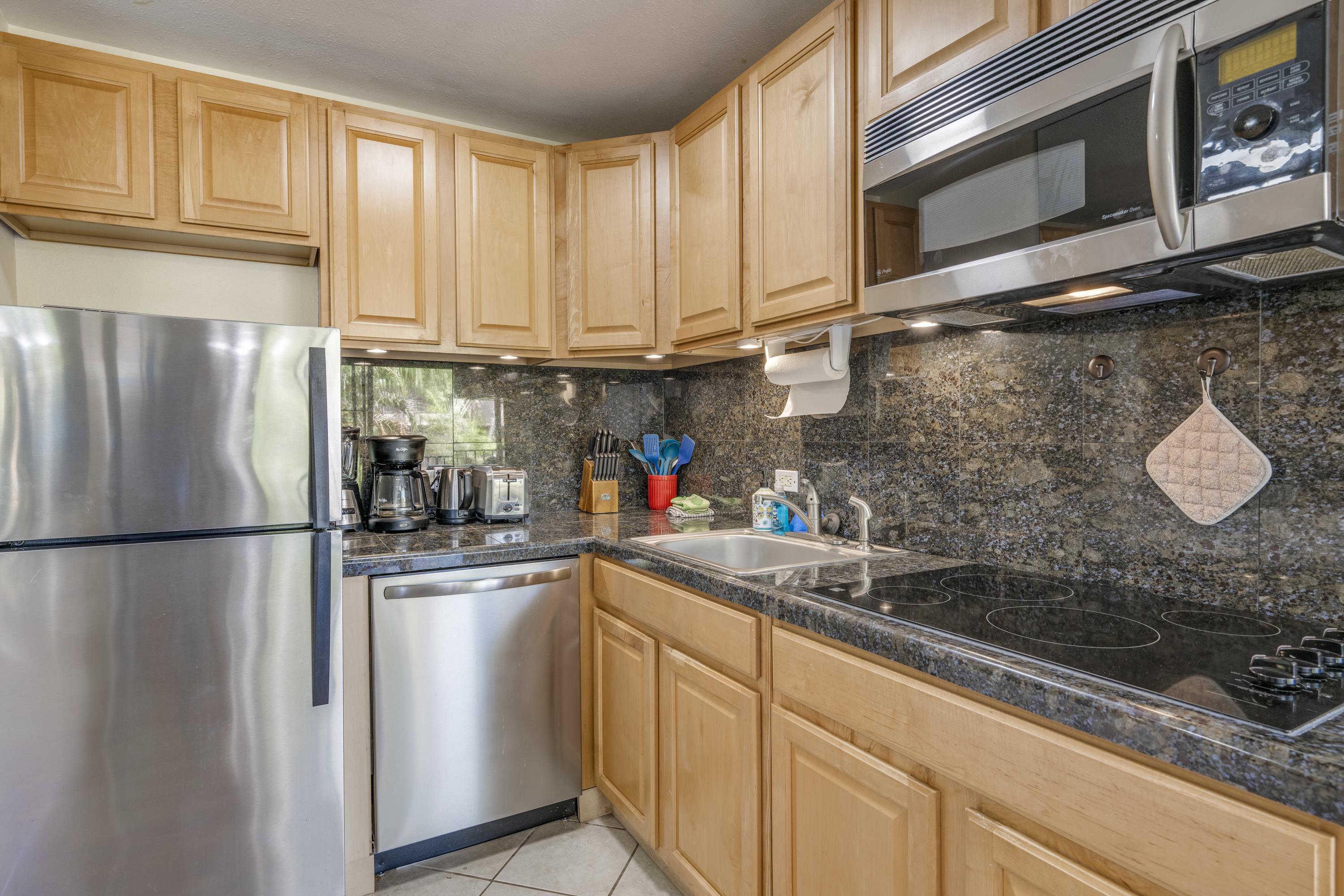 3601 Lower Honoapiilani Rd 418