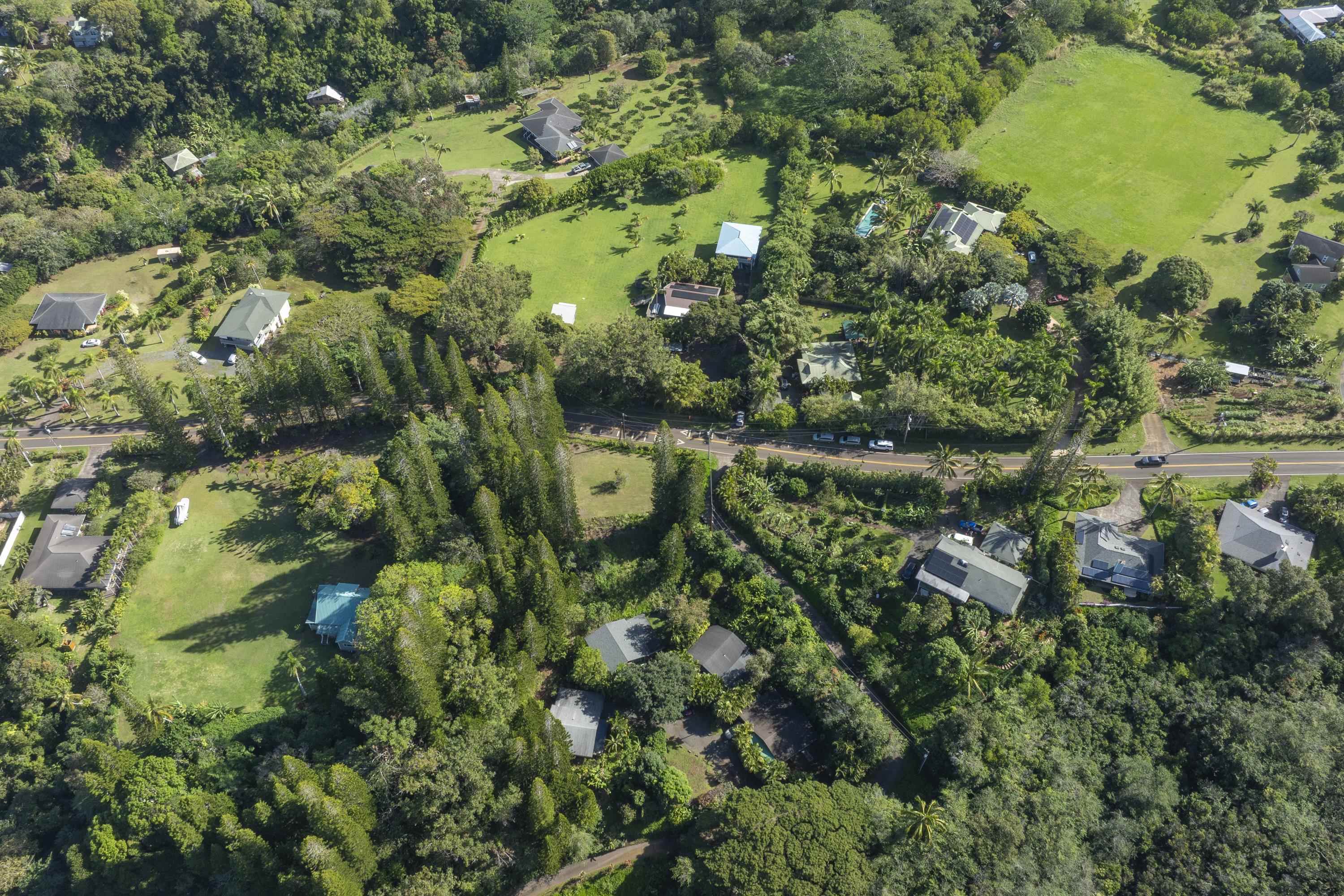 1002 Kauhikoa Rd Unit 2