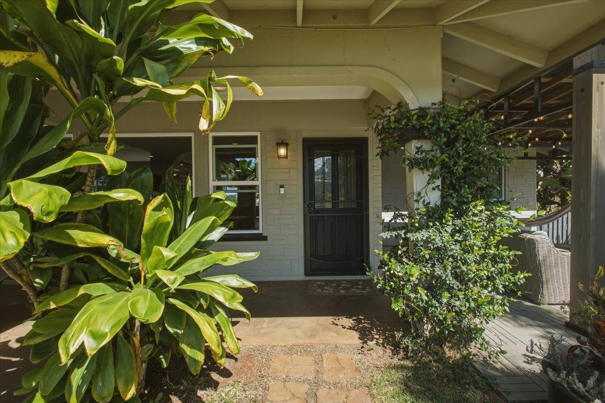 305 Iini Way