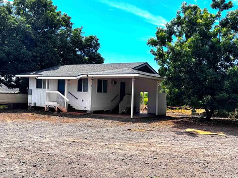 Photo of 135 Makaena Pl, Kaunakakai, HI 96748 (MLS # 407440)