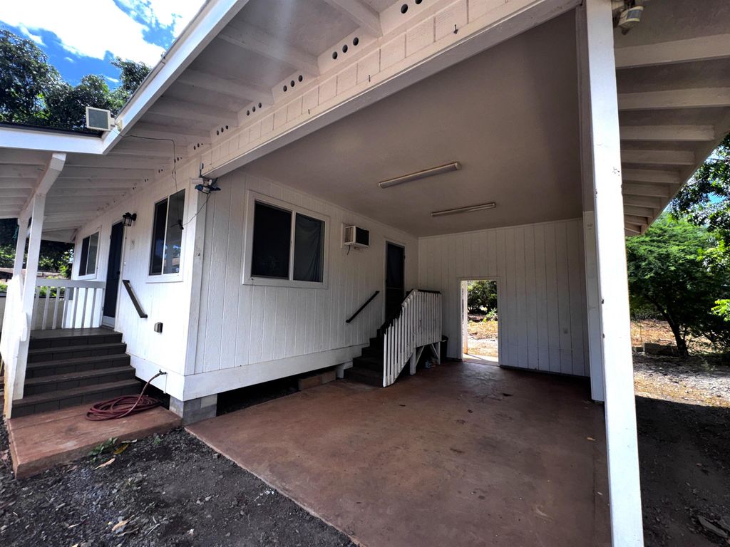 Photo of 135 Makaena Pl, Kaunakakai, HI 96748 (MLS # 407440)