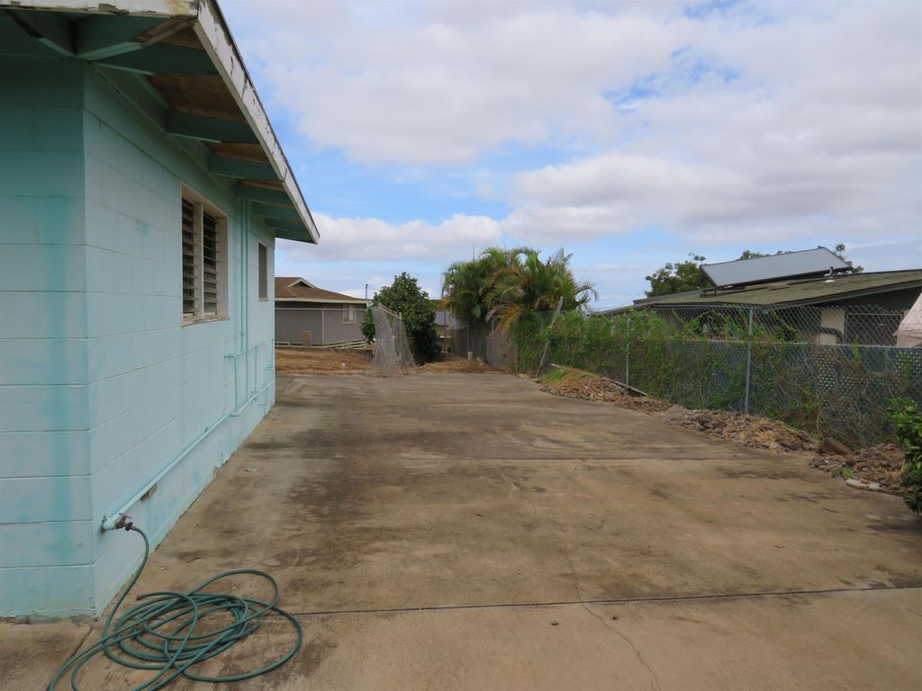 Photo of 129 Kumano Dr, Pukalani, HI 96768 (MLS # 407006)