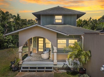 33 Hoku Pl Paia HI 96779
