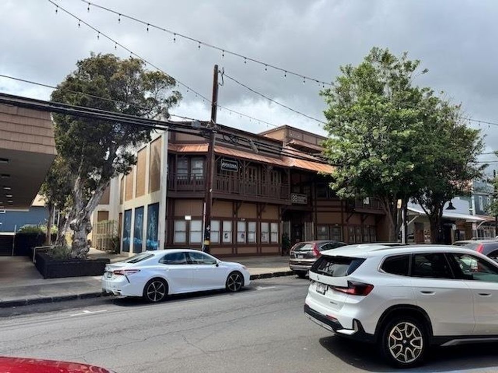 Photo of 33 N Market St, Wailuku, HI 96793 (MLS # 408128)