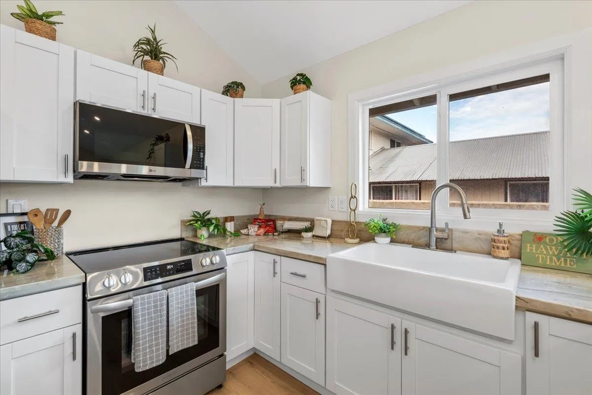 Wailuku, Hawaii 96793, United States, 3 Bedrooms Bedrooms, ,2 BathroomsBathrooms,Residential,Active,250997