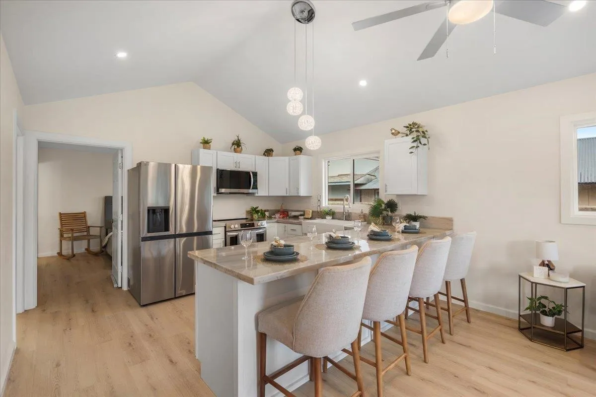 Wailuku, Hawaii 96793, United States, 3 Bedrooms Bedrooms, ,2 BathroomsBathrooms,Residential,Active,250997