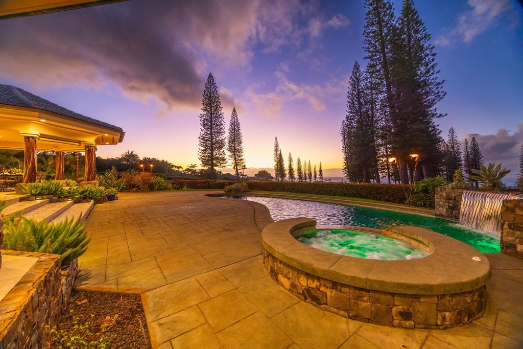 Photo of 112 Pulelehua St, Lahaina, HI 96761 (MLS # 407964)