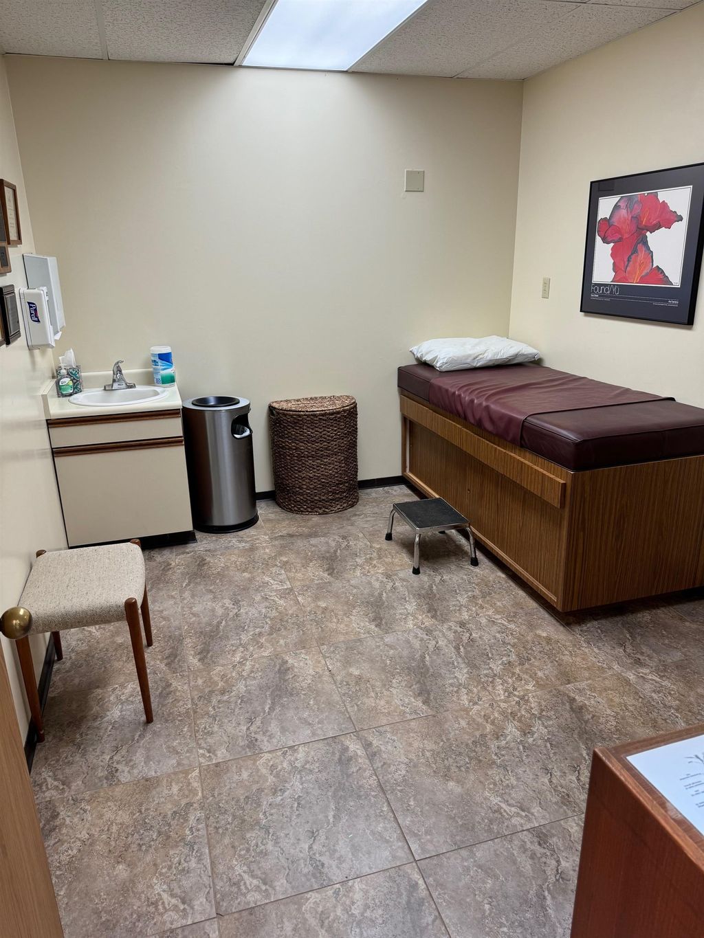 Photo of 239 E Wakea Ave, Kahului, HI 96732 (MLS # 407109)