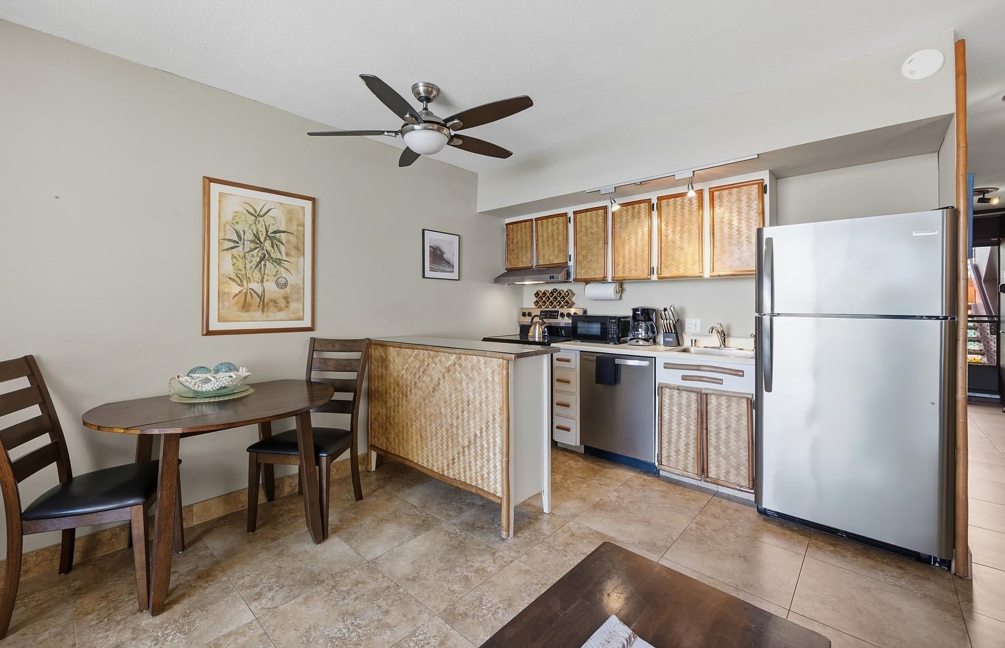 3959 Lower Honoapiilani Rd 713
